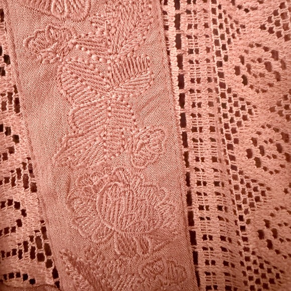 O'Neill Free Spirit Dusty Rose Lace Detail Blouse - Picture 4 of 7